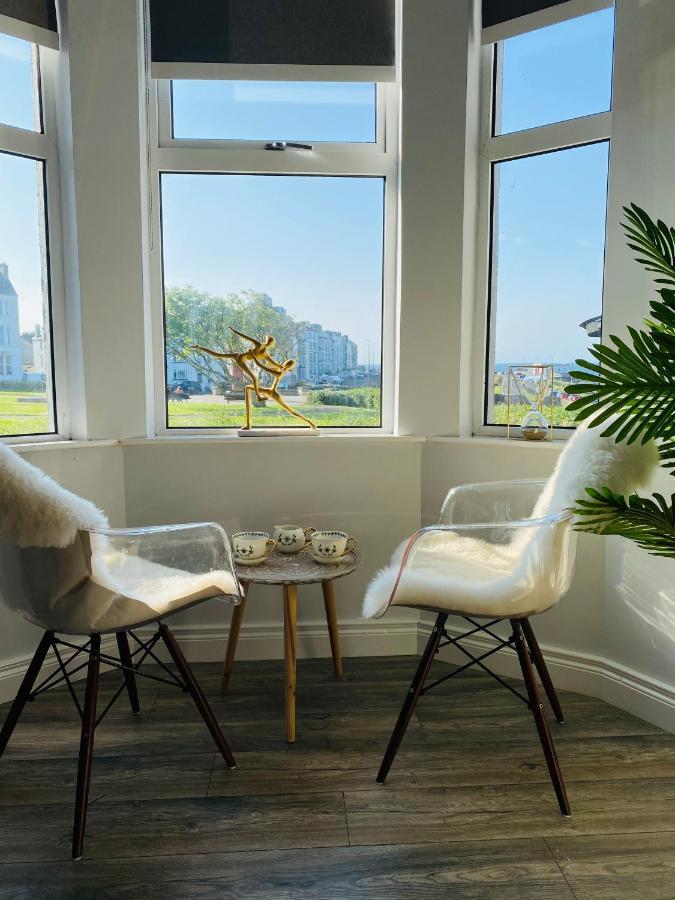 Ferienwohnung Port Pour Deux Portrush Exterior foto